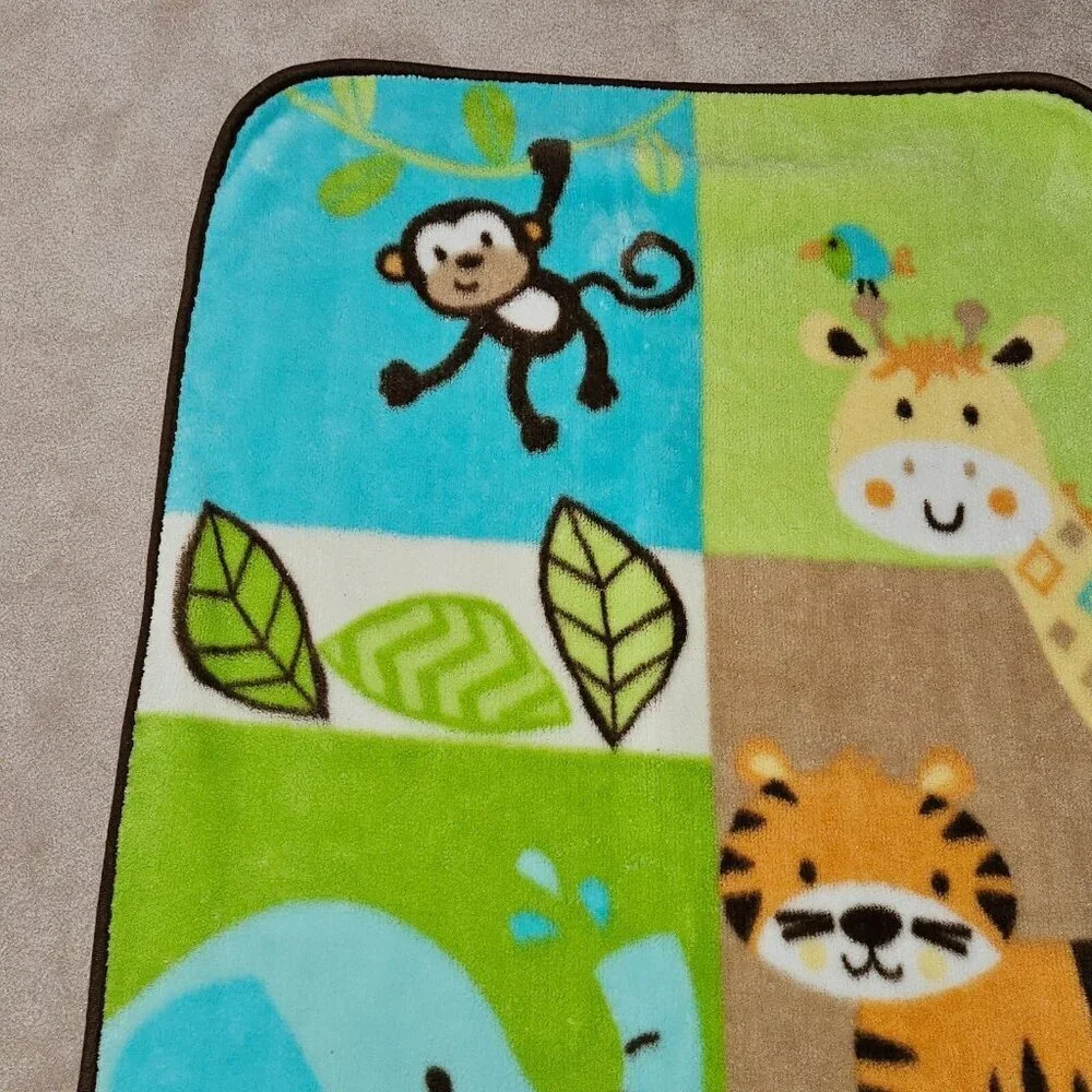 Garanimals Fleece Baby Blanket 30x45 Giraffe Elephant Monkey Tiger Turtle Bird